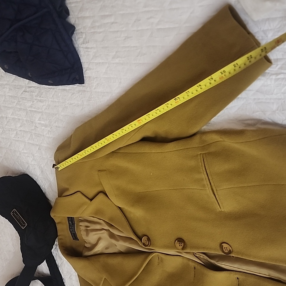 Blazer - Picture 2 of 4